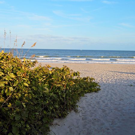Courtyard By Marriott Cocoa Beach Cape Canaveral Buitenkant foto